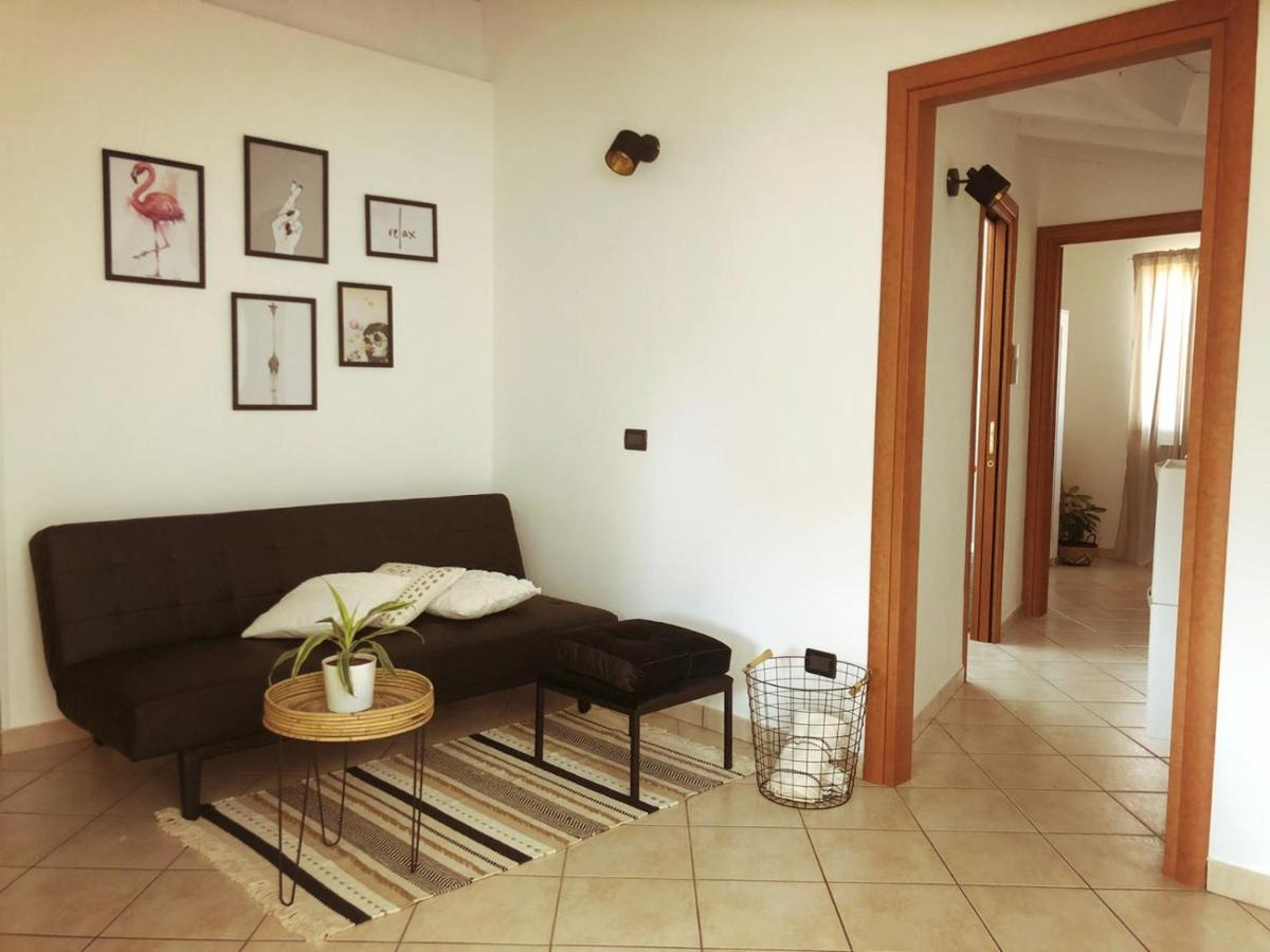 La Via Del Mare Apartment Albenga Exterior photo